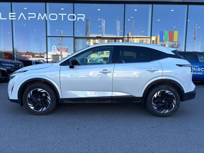 Nissan Qashqai 1,3 DIG-T  X-Tronic N-Connecta - fotka 8 z 29
