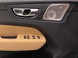 Volvo XC60 T8 AWD ULTRA BRIGHT REZERVACE - náhled 29