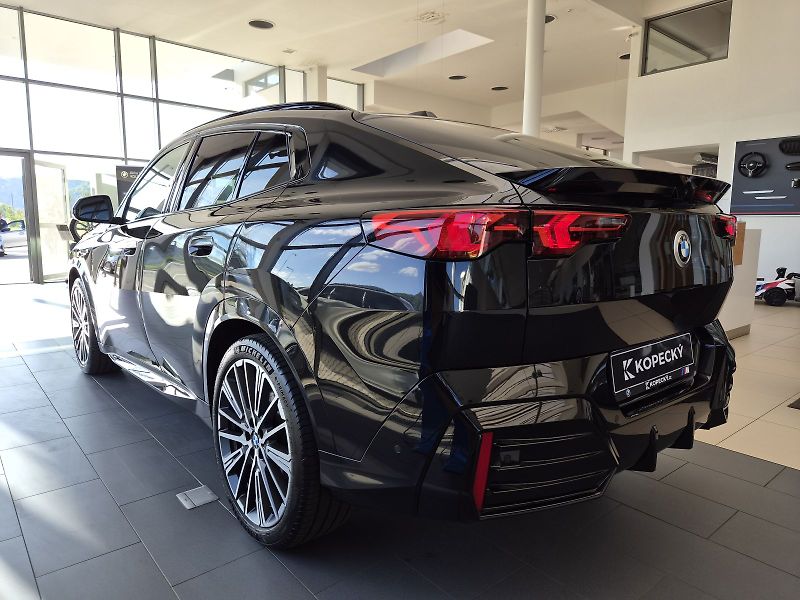 BMW X2 xDrive 20d - fotka 3 z 22