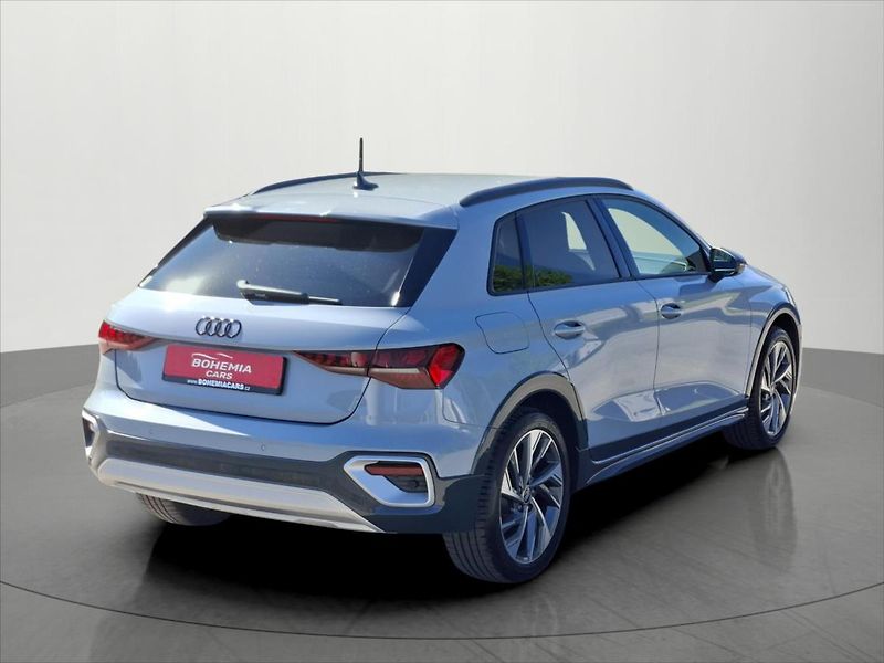 Audi A3 1,5 110 Kw 35 TFSI  ALLSTREET - fotka 7 z 31