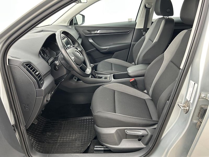 Škoda Karoq 1.5 TSI Active - fotka 6 z 26