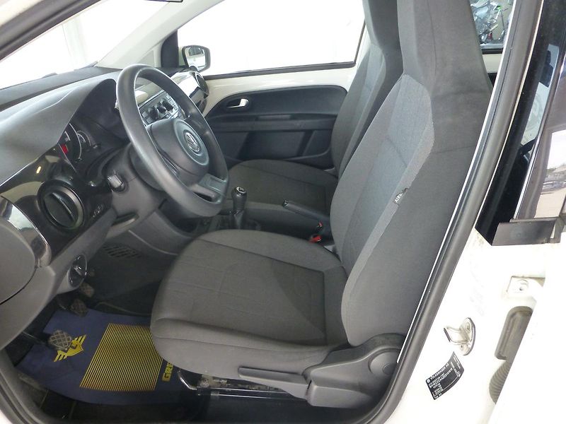 Volkswagen up! (2013) 1,0MPI**KLIMATIZACE** - fotka 8 z 22