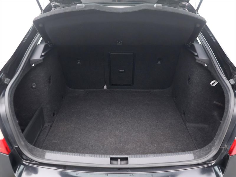 Škoda Octavia 1,6 TDI 85kW CZ Ambition 2.Maj - fotka 10 z 32