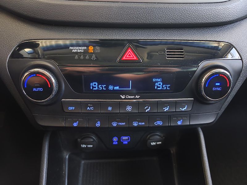 Hyundai Tucson (2015) 1.7CRDi 85kW MT ČR - fotka 19 z 20