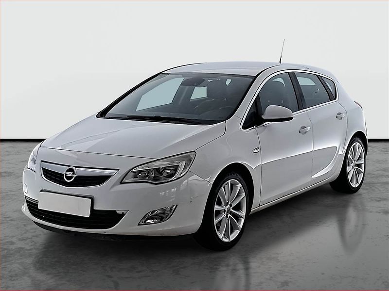 Opel Astra (2011) 1.6 16V, Tempomat - fotka 2 z 16