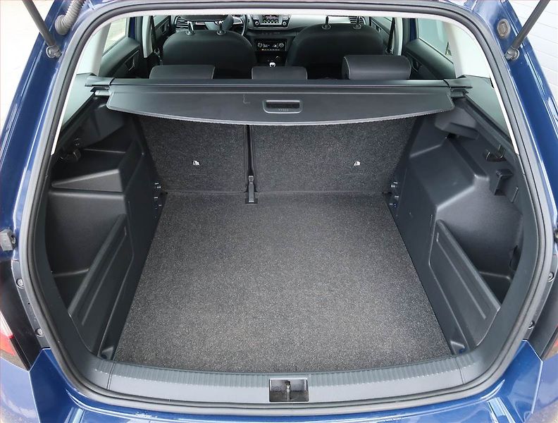 Škoda Fabia (2017) Style 1.0 TSI, Serv.kniha - fotka 13 z 16