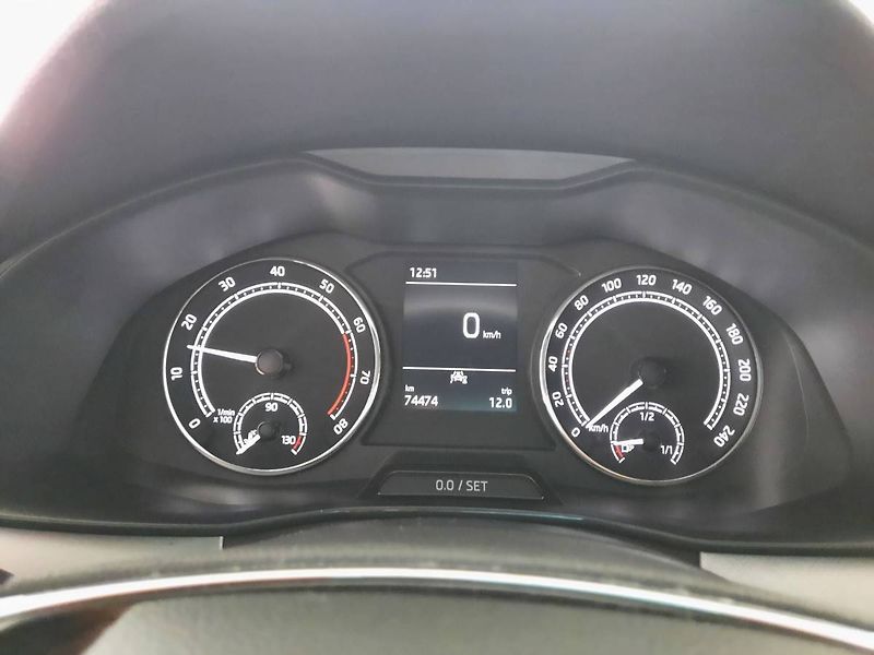 Škoda Scala (2022) Ambition 1.0 TSI (70kW/95k) - fotka 15 z 25
