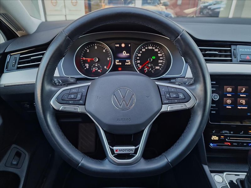 Volkswagen Passat 2.0TDI 147kW 4MOTION DSG Eleg - fotka 21 z 50