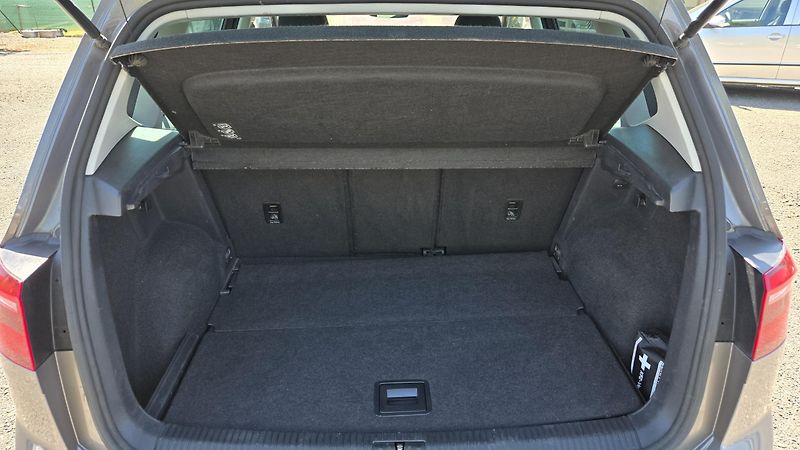 Volkswagen Golf Sportsvan 1.4TSi HIGHLINE TECH  1MAJITEL - fotka 13 z 42