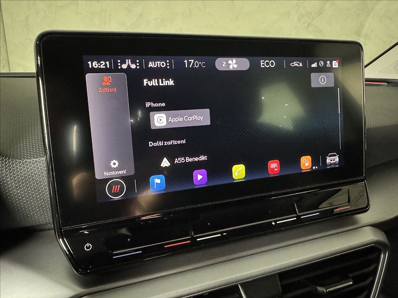 Seat Leon 1,4 TSi  e-Hybrid FR Line LED - fotka 38 z 50