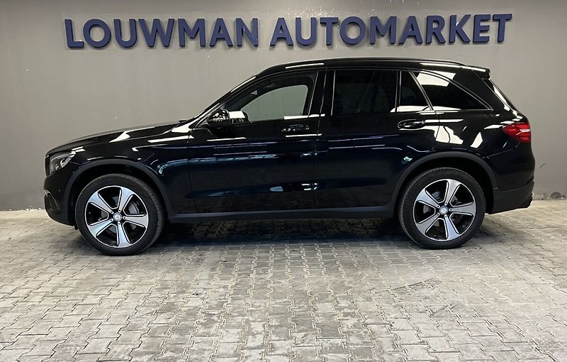 Mercedes-Benz GLC 250 4Matic AT - fotka 3 z 19