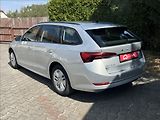Škoda Octavia 2,0 TDi EXECUTIVE DSG - náhled 2