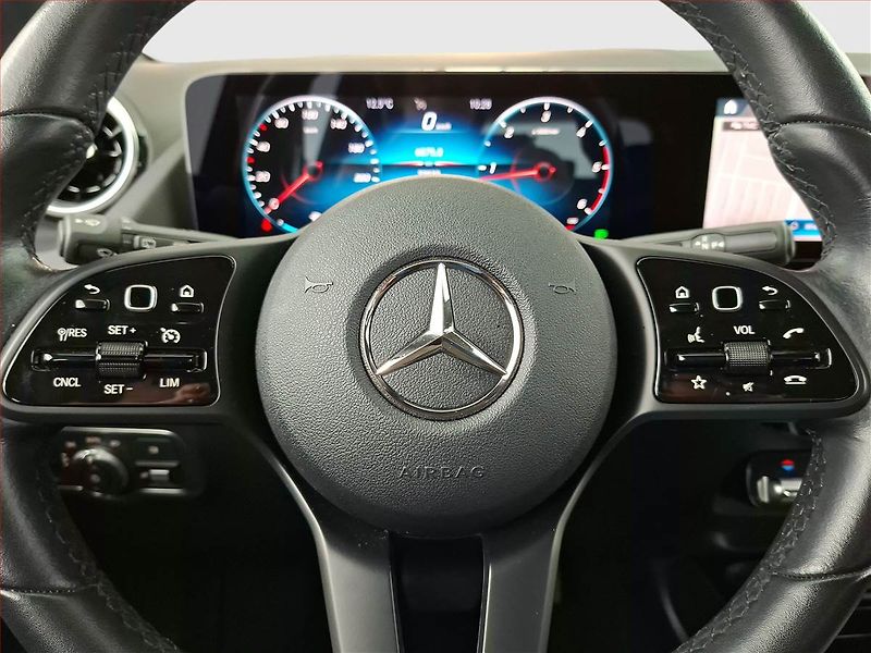Mercedes-Benz Třídy B (2022) B 180 d - fotka 19 z 23