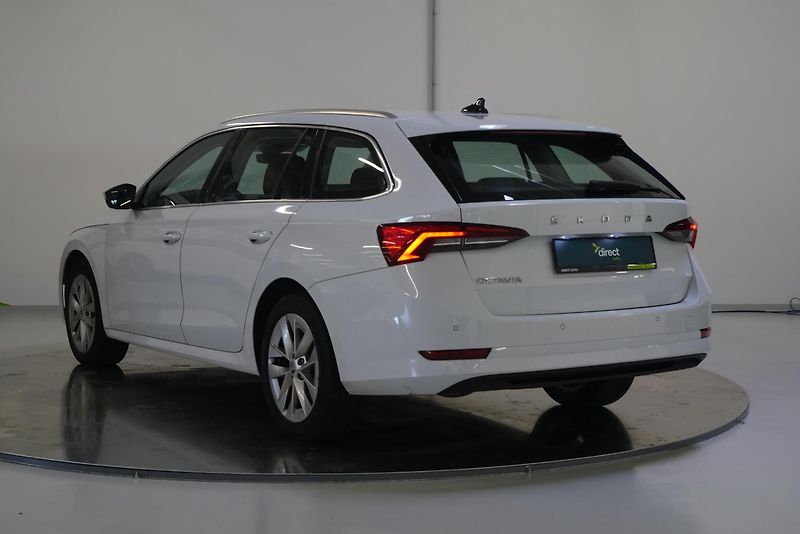 Škoda Octavia - fotka 7 z 25