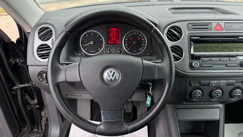 Volkswagen Tiguan (2009) 1.4TSI 110kW *4motion*ALU*PDC* - fotka 12 z 22
