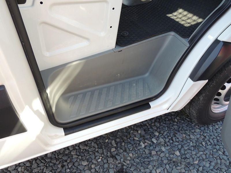 Volkswagen Crafter (2016) 2.0TDi,103kw,valník - fotka 17 z 39