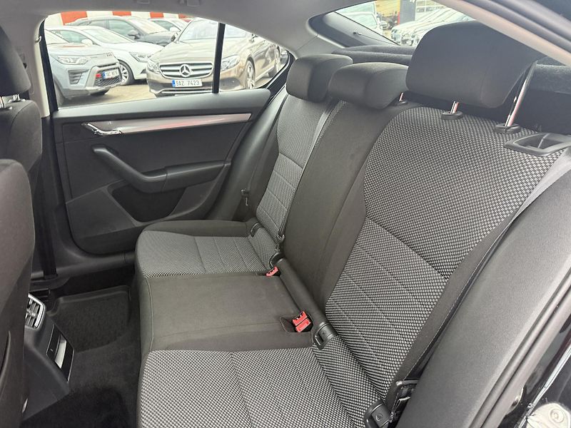 Škoda Octavia 1.0 TSI 85KW  - fotka 13 z 32