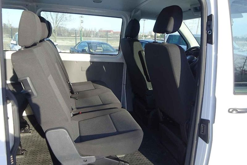Volkswagen Transporter T6 2.0 TDI.