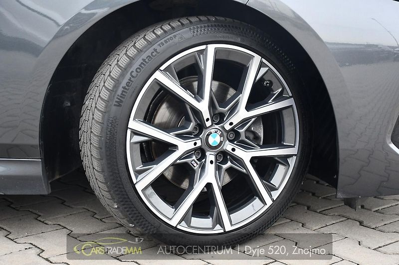 BMW Řada 2 218d M-SPORT 1M ČR HUD - fotka 42 z 46