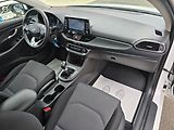Hyundai i30 1.5i COMFORT LED KAMERA NAVI - náhled 11