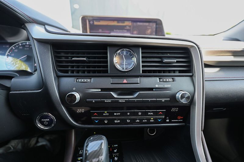 Lexus RX 450h 450H 3,5 HEV EXECUTIVE PLUS PA - fotka 15 z 25