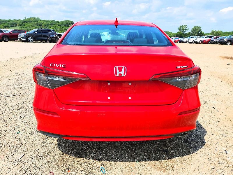 Honda Civic (2020) Auto na cestě - fotka 6 z 12