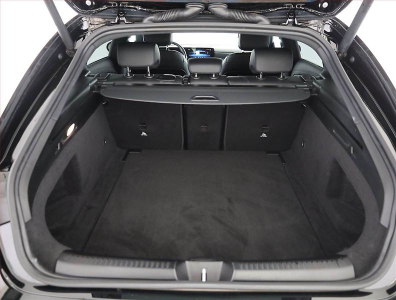 Mercedes-Benz CLA (2021) 220 d 4MATIC - fotka 20 z 21