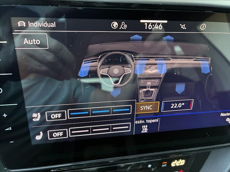 Volkswagen Arteon 2,0 WEBASTO,TAŽNÉ,PANORAMA - fotka 33 z 40