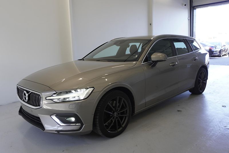 Volvo V60 T5 INSCRIPTION AUT. - fotka 1 z 29