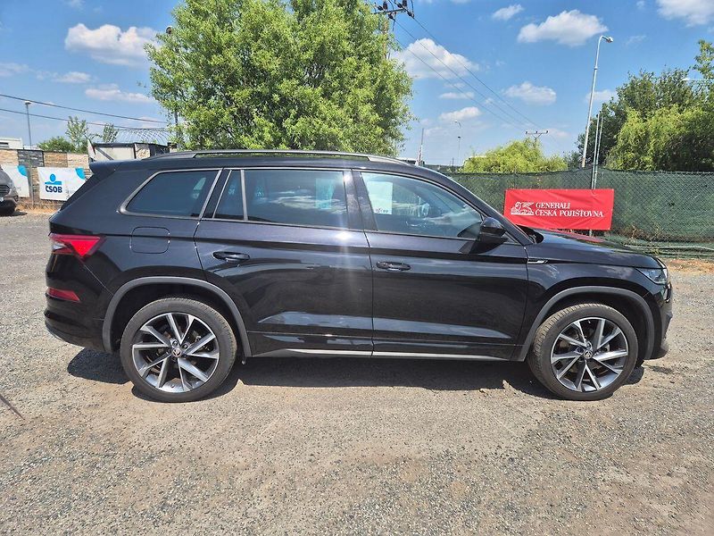 Škoda Kodiaq 2,0 TSI DSG 4x4 SportLine Plus - fotka 4 z 33