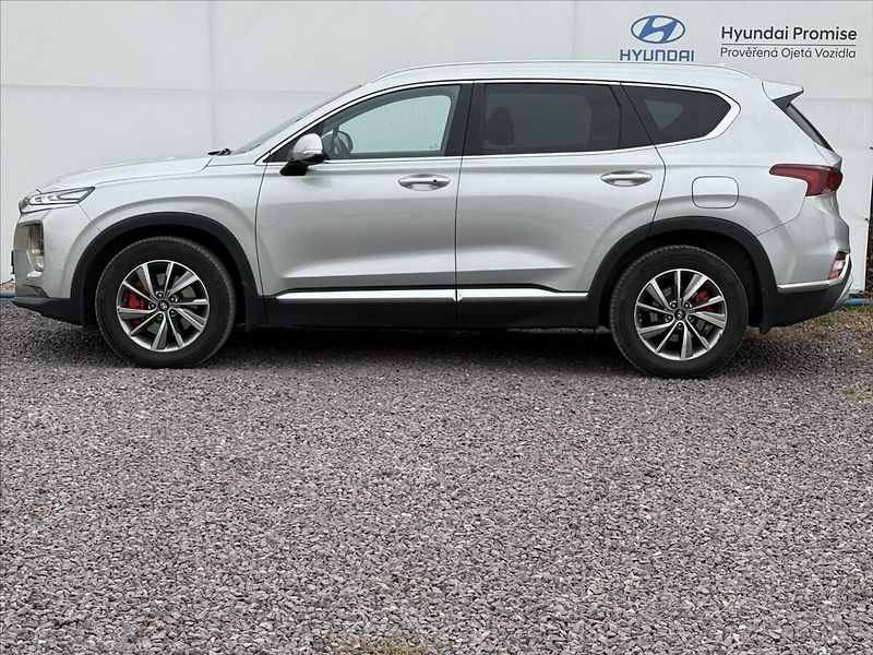 Hyundai Santa Fe 2,2 CRDI 147kW DCT 4x4 Smart - fotka 3 z 26