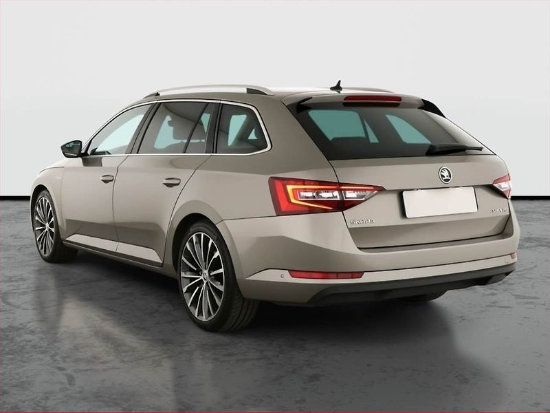 Škoda Superb (2016) Laurin&Klement 2.0 TDI - fotka 4 z 22