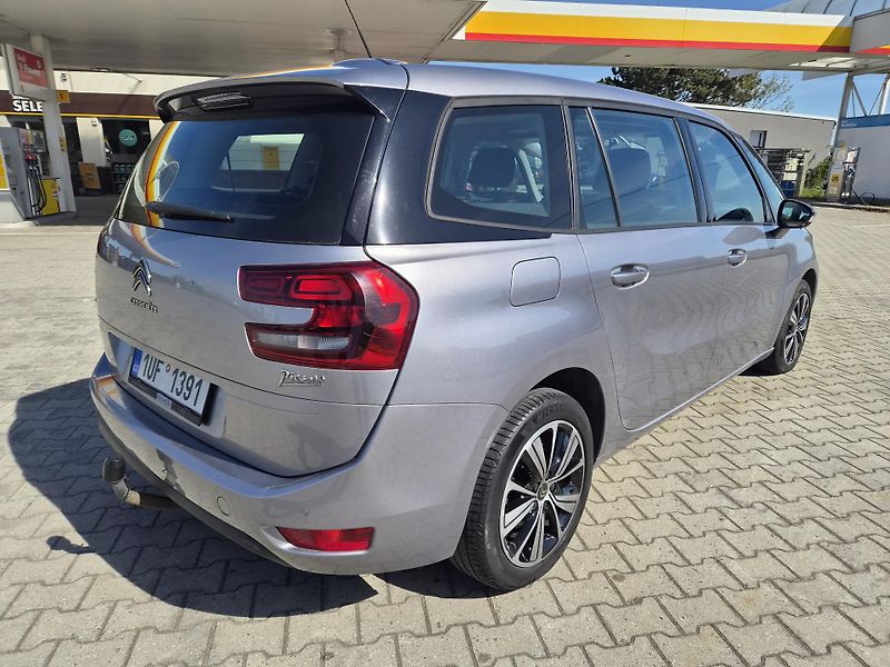 Citroën Grand C4 Picasso (2017) 2,0 HDi 7 míst - fotka 4 z 17