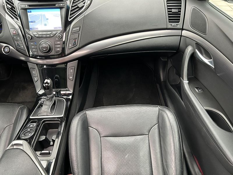 Hyundai i40 2.0 GDI Experience - fotka 15 z 28