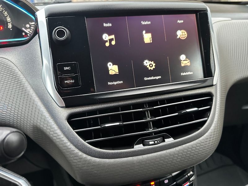 Peugeot 2008 (2017) Allure 1.6Hdi 88kw - fotka 20 z 24