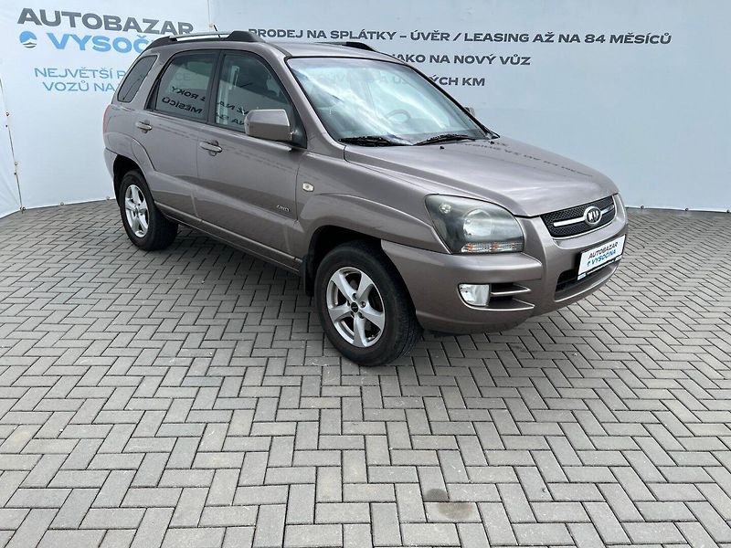 Kia Sportage (2008) 2.0i 104kW! 4x4! Tažné! - fotka 3 z 22
