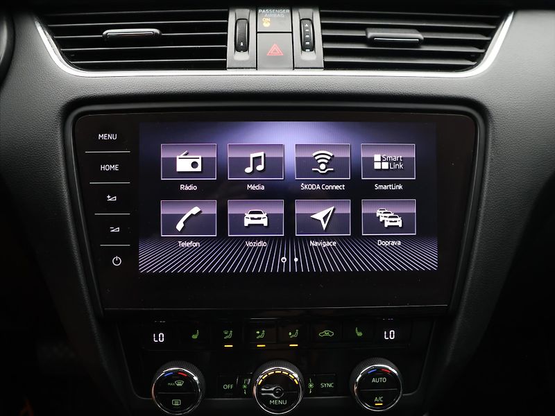 Škoda Octavia 1,6 TDI DSG Style+ LED Kůže - fotka 15 z 24