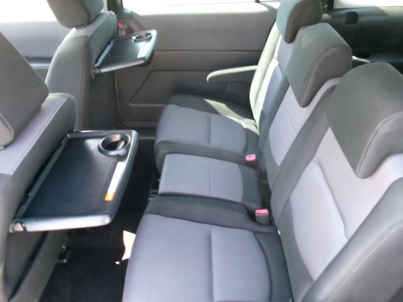 Mazda 5 (2007) 2,0D AC TEMP 7míst - fotka 13 z 28