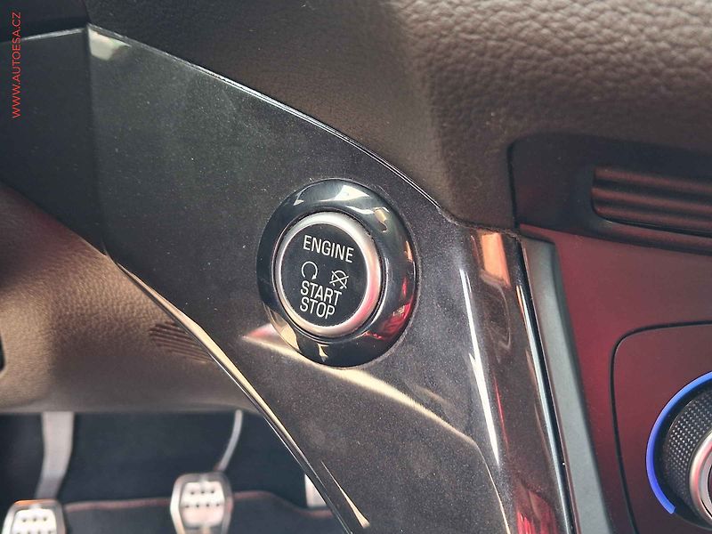 Ford Kuga (2019) 1.5i, Bixen, navi - fotka 14 z 23