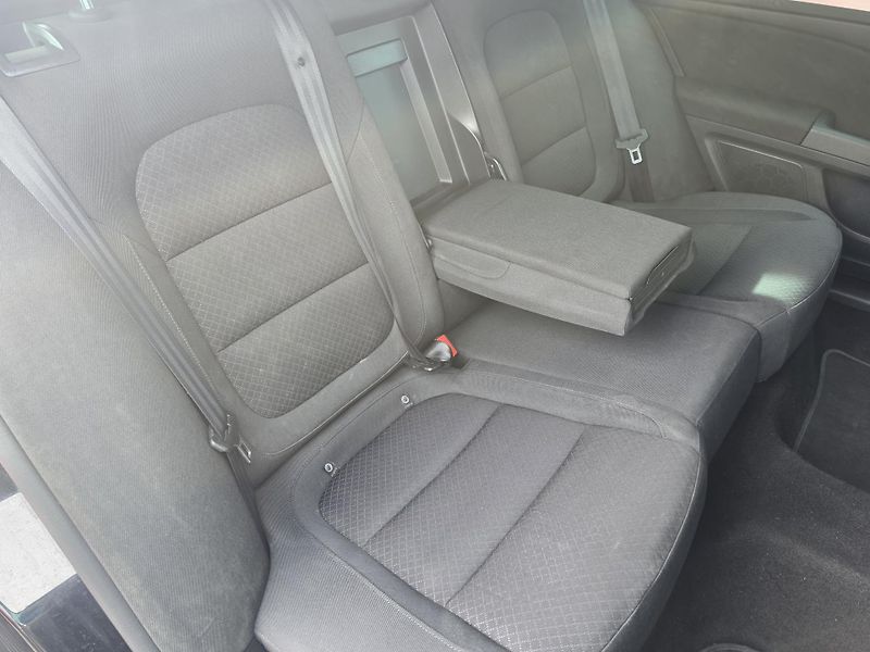 Škoda Superb 2.0 TDI DSG TZ Led - fotka 13 z 14