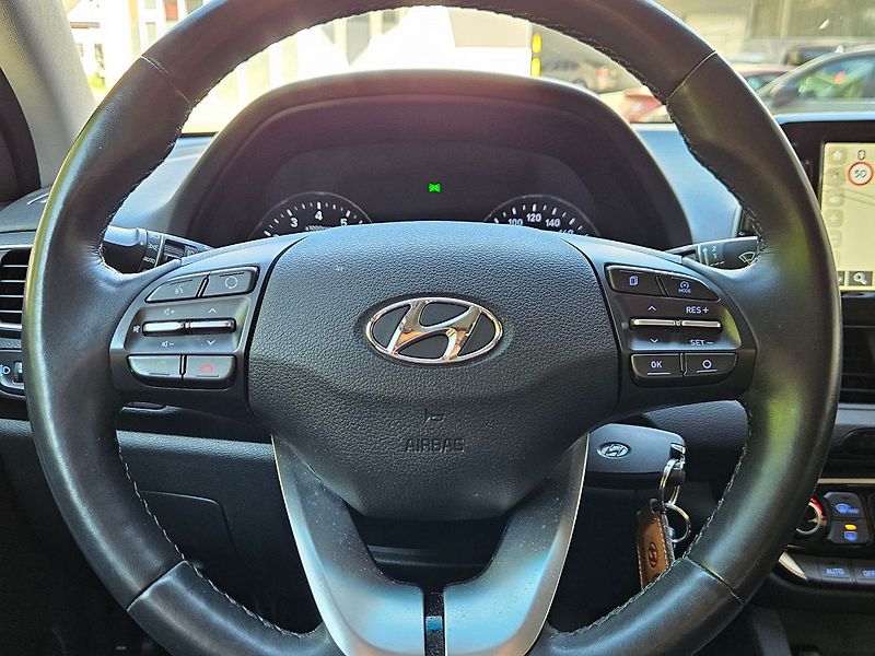 Hyundai i30 1,4 T-GDi 103kW, Style, 1.maj. - fotka 16 z 36