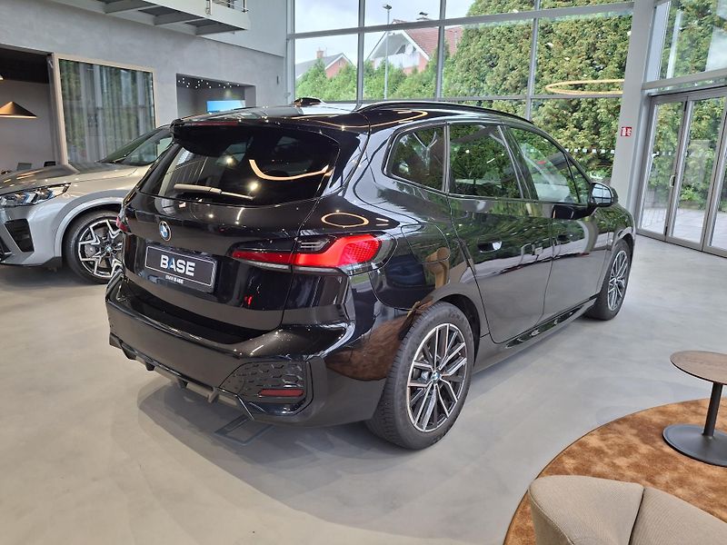 BMW Řada 2 218D Active Tourer M-Sport - fotka 6 z 25