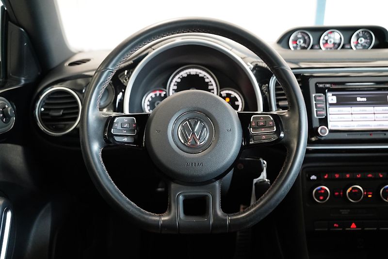 Volkswagen Beetle - fotka 18 z 27