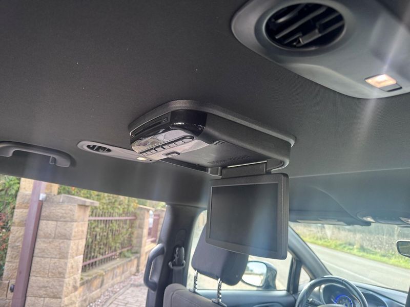 Chrysler Pacifica (2021) 3,6 4x4 AWD DVD RADAR 2021 - fotka 12 z 20