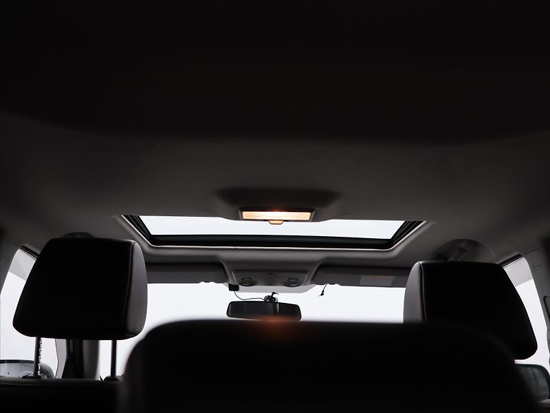 Suzuki Grand Vitara 2,0 JLX 103kW Aut. Tažné CZ - fotka 10 z 27