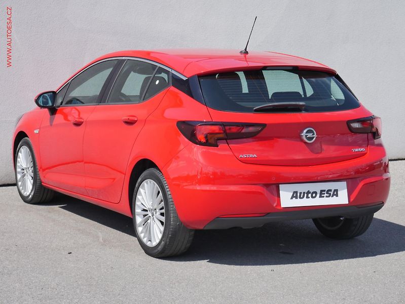 Opel Astra (2016) 1.4T, 1.maj,ČR - fotka 6 z 21