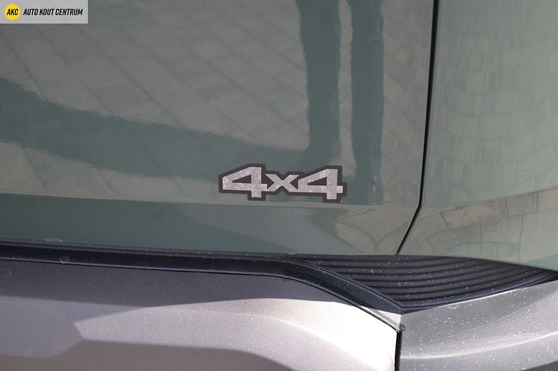 Dacia Duster NEW  JOURNEY  MHEV TCe 130 4x4 - fotka 50 z 54