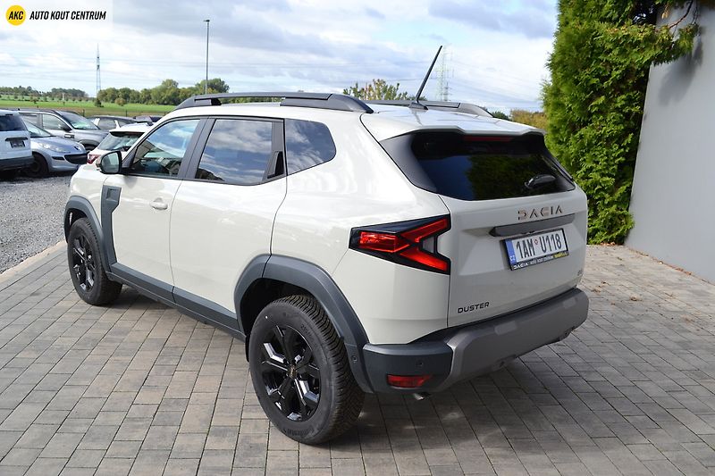 Dacia Duster EXTREME TCE 130 4x4 - fotka 3 z 58