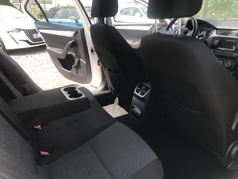Škoda Octavia 1.6 TDI 66 ,KLIMA,TEMP.ČR,DPH - fotka 10 z 17