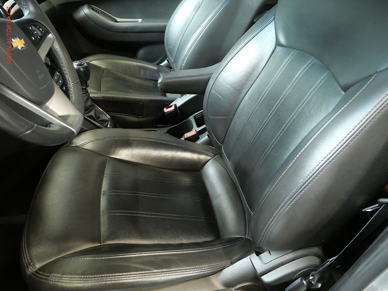 Chevrolet Orlando (2012) 1.8i, Kůže, navi, šíbr - fotka 9 z 24
